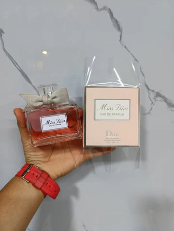 DIOR MISS DIOR