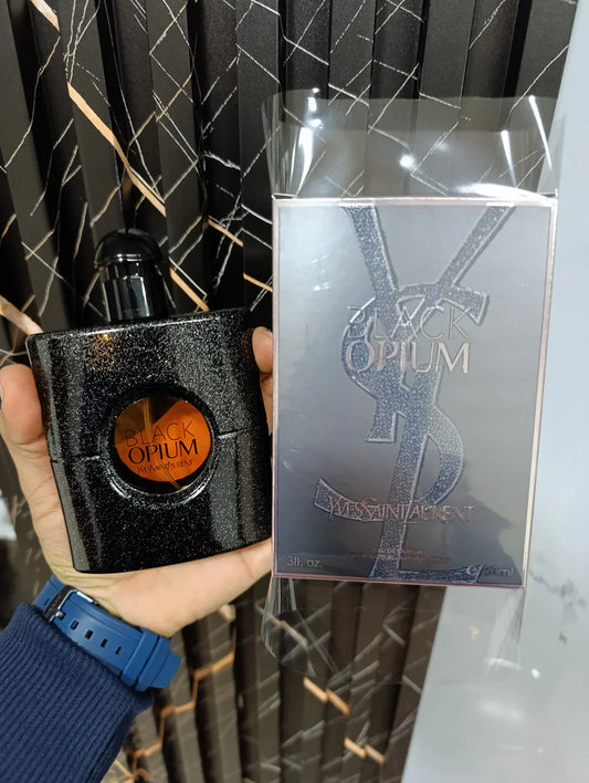 YVES SAINT LAURENT BLACK OPIUM