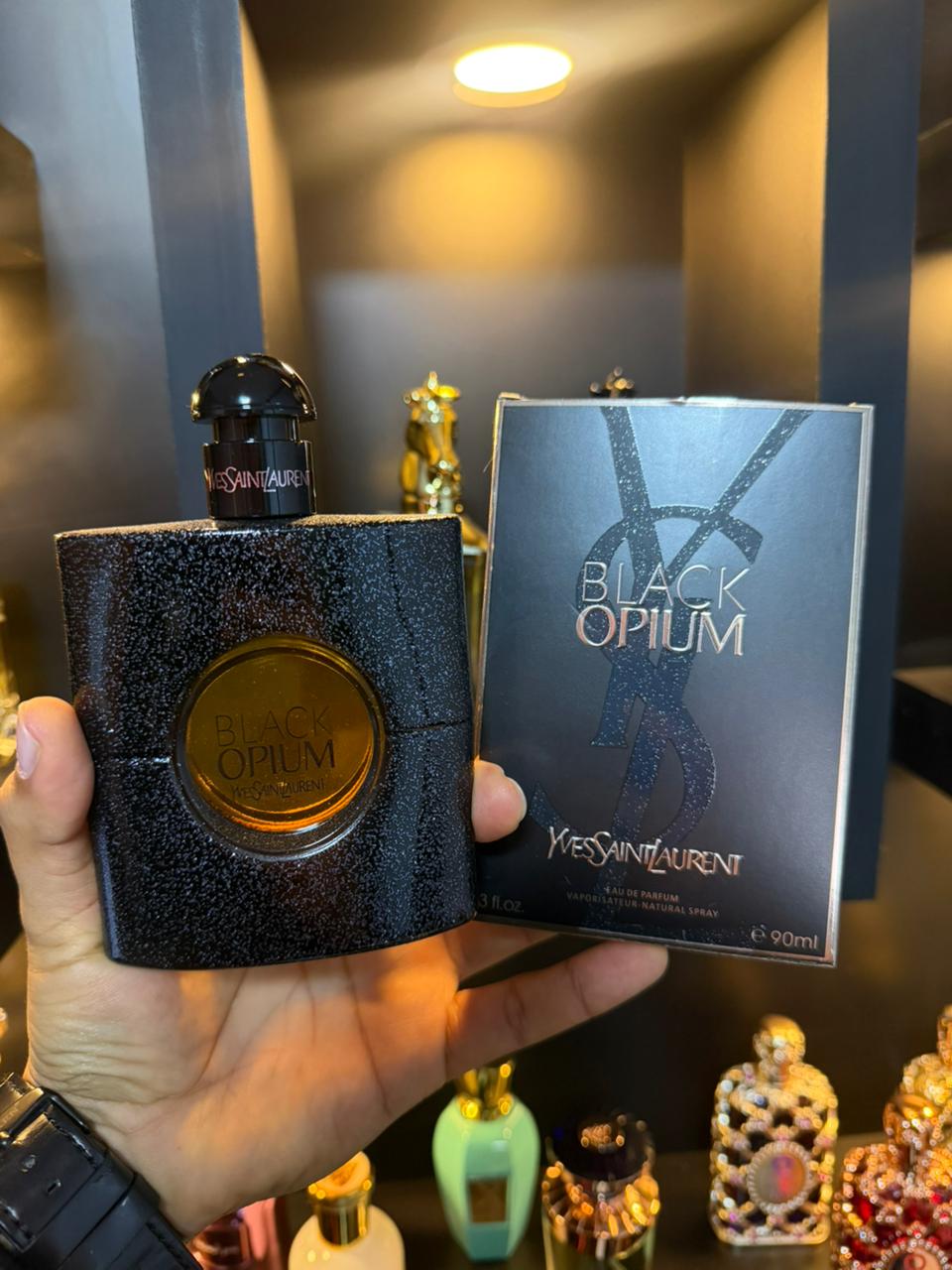 YVES SAINT LAURENT BLACK OPIUM